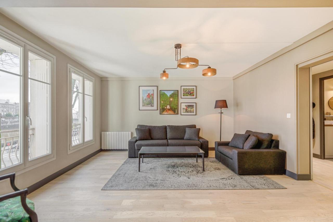 Le Gambetta - T3 Standing Avec Parking, Wifi, Netflix Apartment ลาวาล ภายนอก รูปภาพ